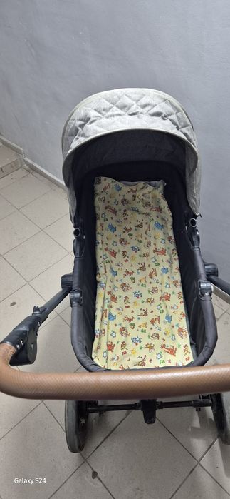 Срочно продам коляску