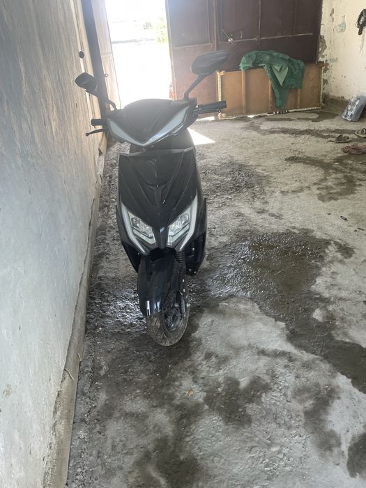Skutir sotiladi narxini kelishamiz