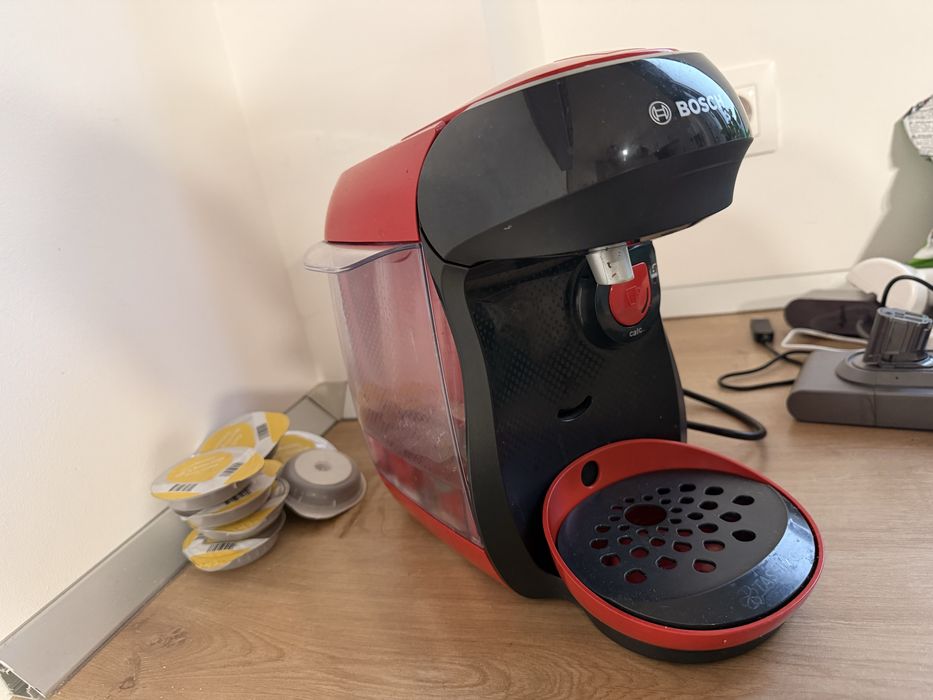 Bosch tassimo aparat de cafea plus capsule