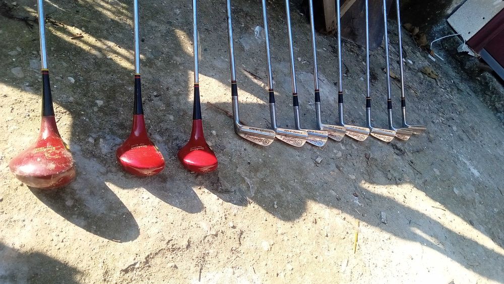Продавам стикове за голф