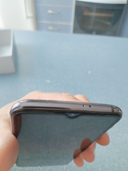 Смартфон Xiaomi MI9