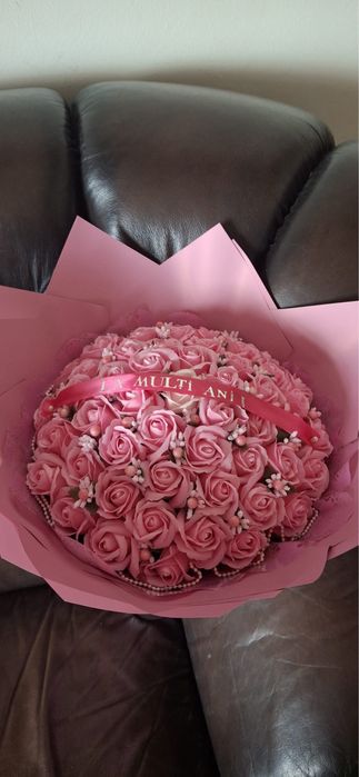 Buchete cu trandafiri din sapun diverse modele