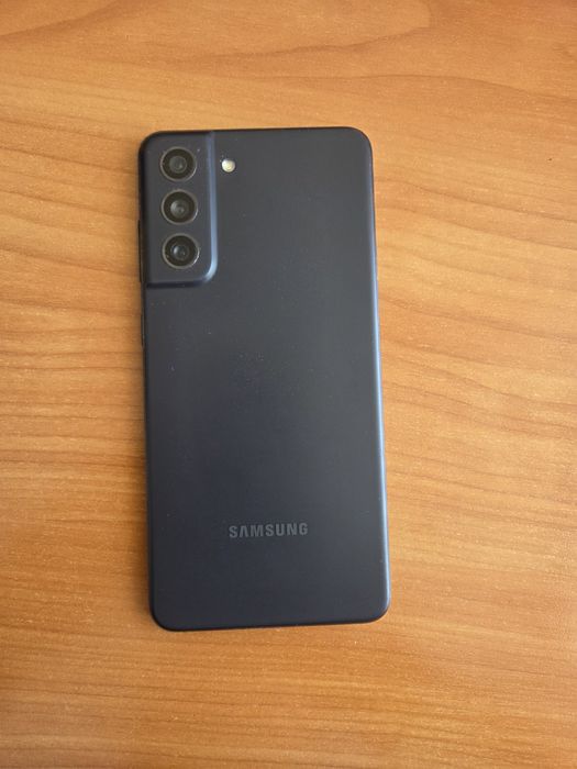 Samsung. S21FE продам