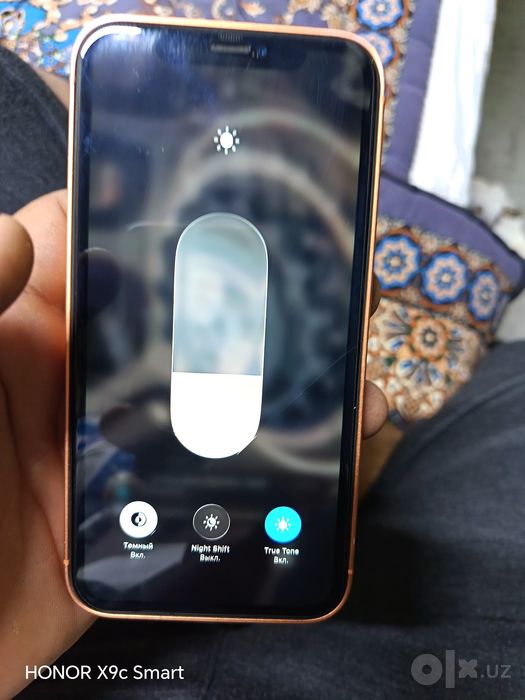 Iphone 11 17pro korpusda sotilad yoki obmen yonida chaqa chuqalari bor