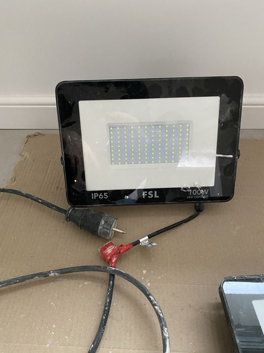 Proiector Led Fsl 100W Lumina Rece Ip65