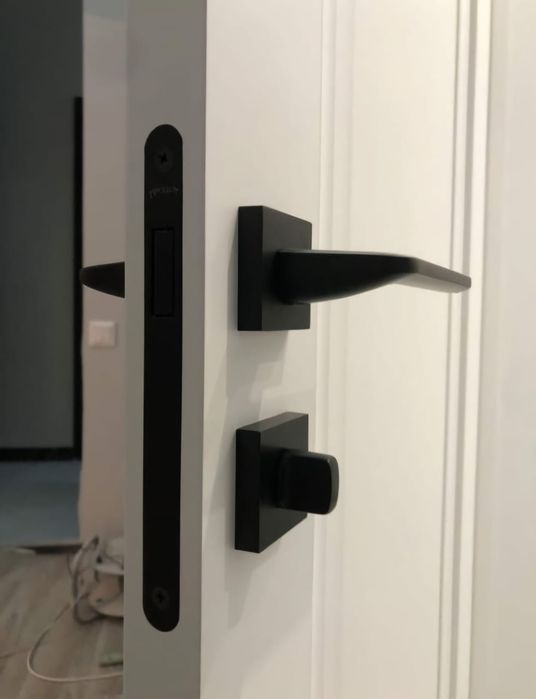 Установка дверей