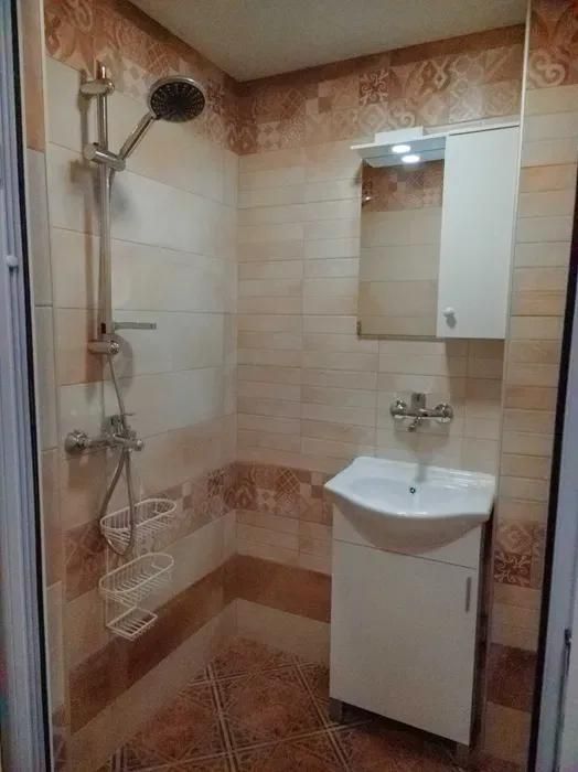 Тристаен апартамент, под наем, кв. Младост 2