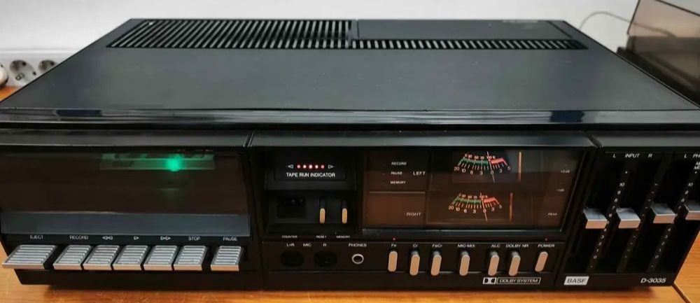 BASF D 3035, stereo cassette deck, perfect funcțional
