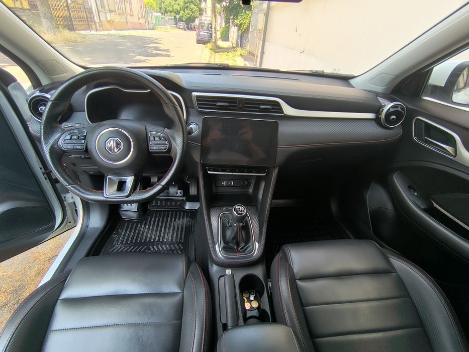 Vand/Schimb MG ZS 2024 1.0T ca nou garantie