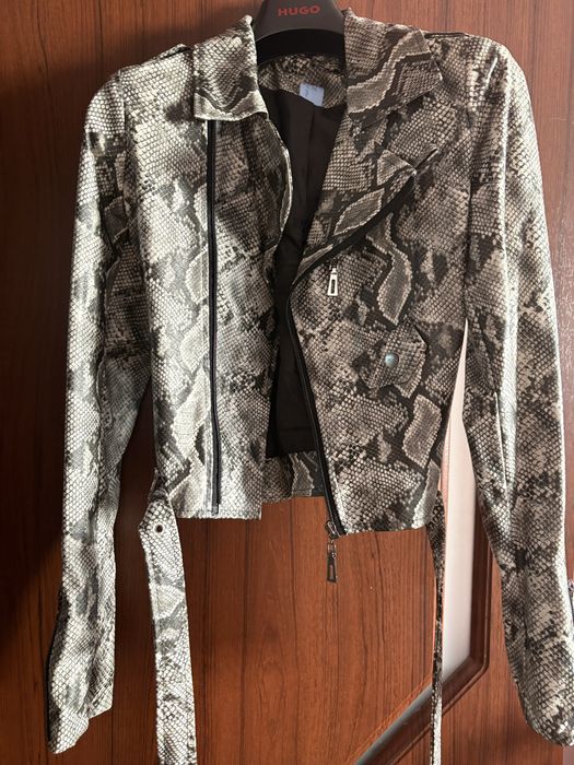 Разпродажба Якета и палта