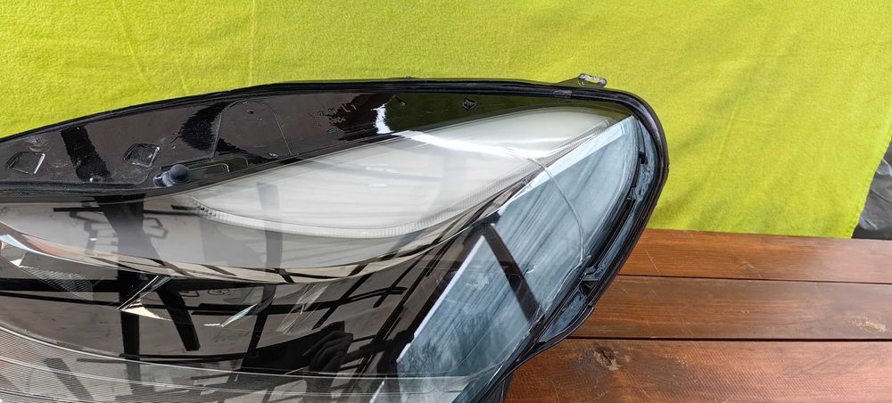 Ляв фар за Tesla Model 3 / Y / Тесла Модел 3 У