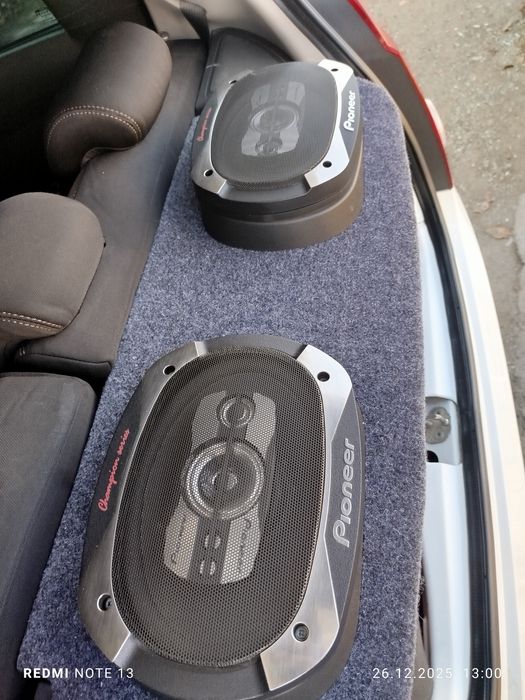 Продам магнитолу