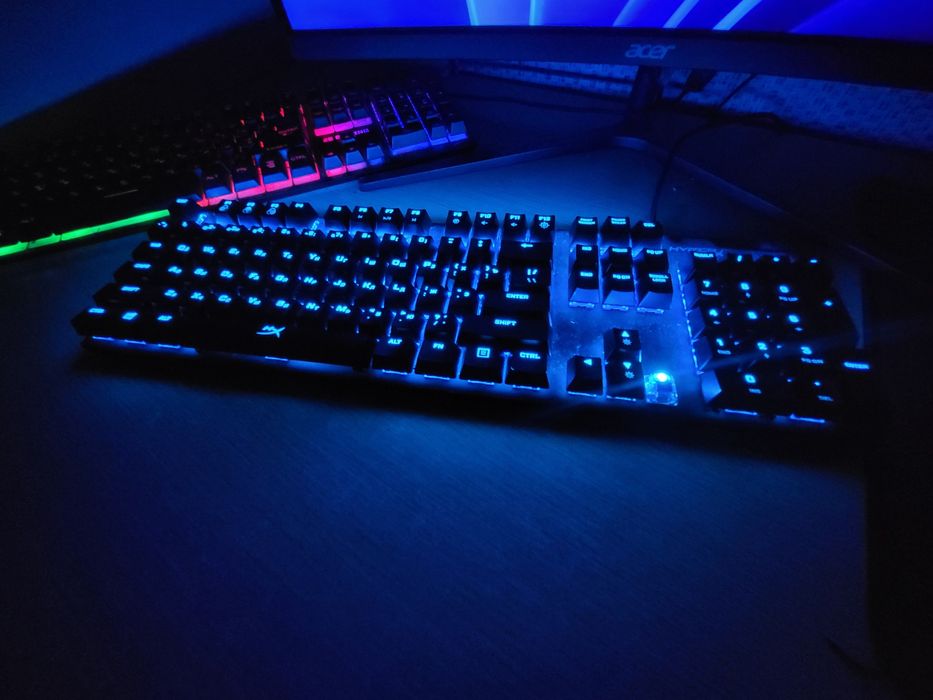 Полноразмерная клавиатура HyperX alloy FPS