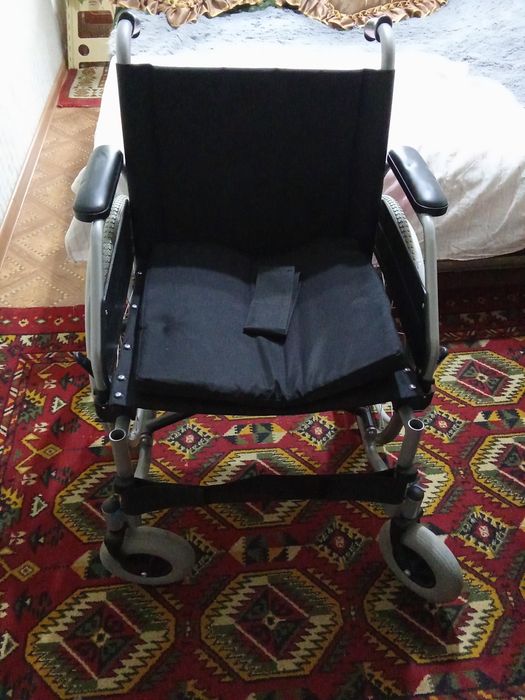 Инвалидная коляска