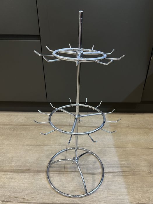 Напольная вращающаяся стойка