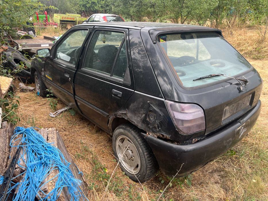 Ford Fiesta 1.4i на ЧАСТИ!!!
