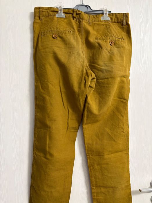 Pantaloni culoare kaki/ mustar, marimea 32