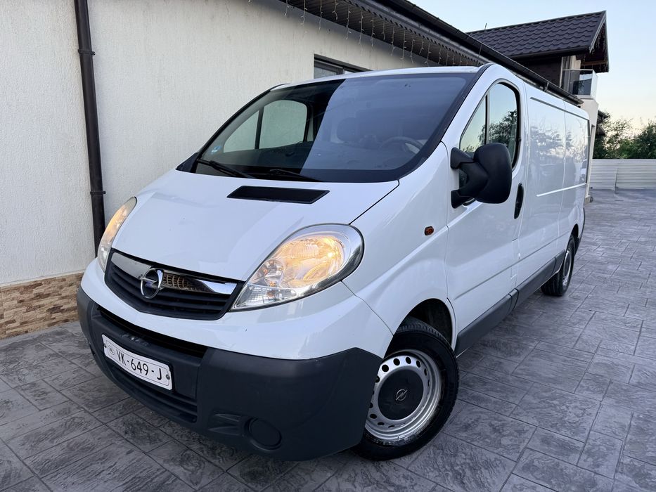 OPEL Vivaro 2014 — imagine 3