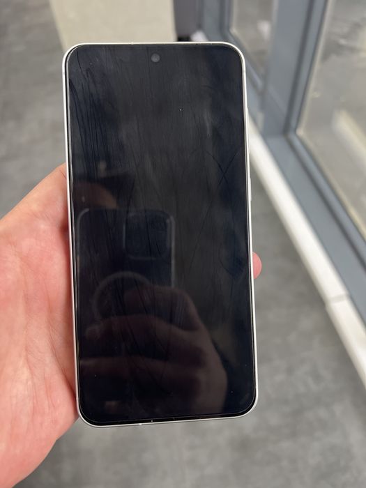 Продается самсунг А56 256GB отличное состояние