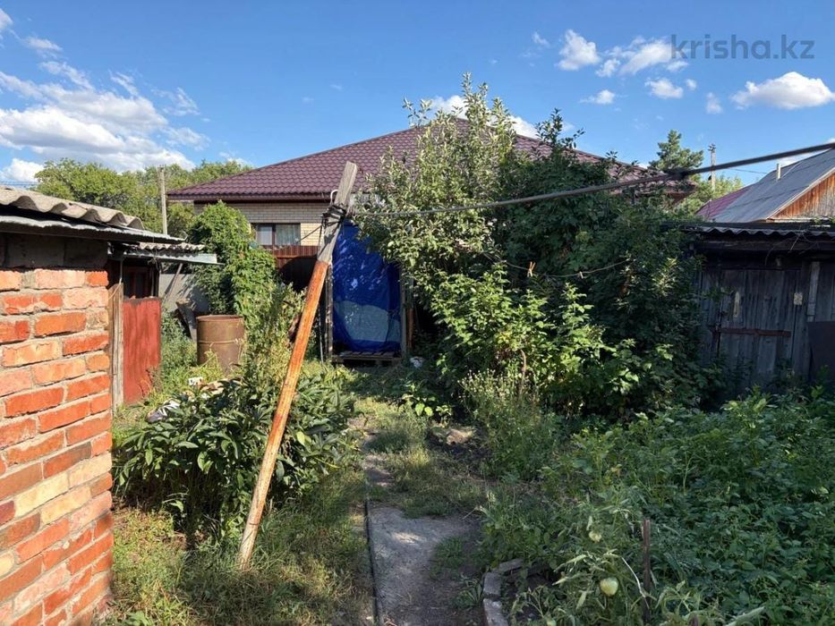 Продаётся дом .В районе Мельзавод.