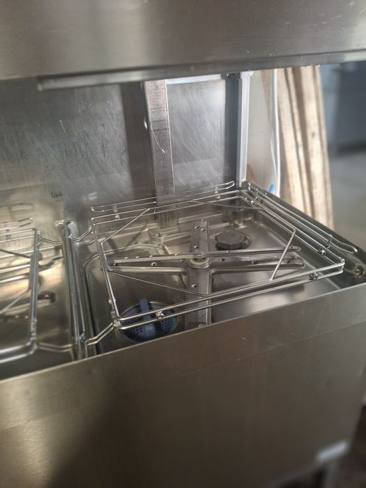 Миална машина професионалена посудна HOBART