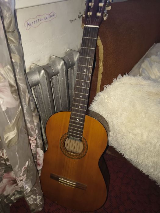 Yamaha C30 гитара