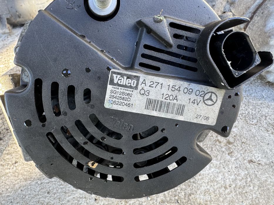 Хидравлична помпа и динамо(алтернатор)  за Мерцедес 200 компресор М271