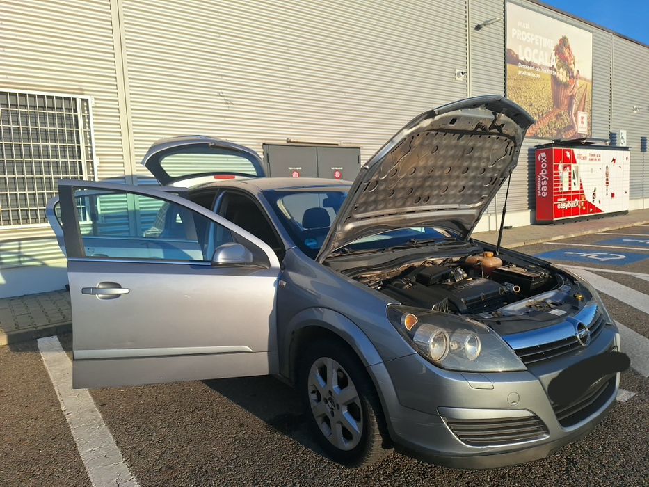 Opel astra H 1 6 benzina
