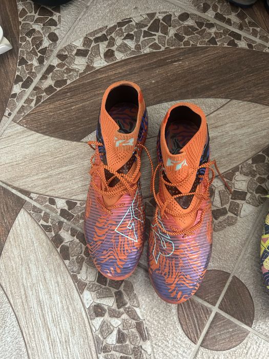 ghete de fotbal puma future