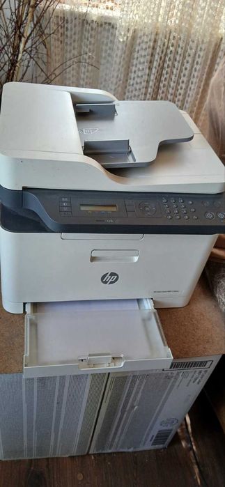 Цветен лазерен принтер A4+ - HP Color Laser MFP 179 fnw – почти неизползван.