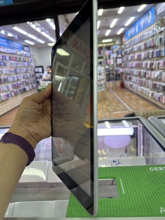 Продам ipad 9 поколение