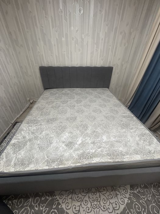 Продам кровать 180*200