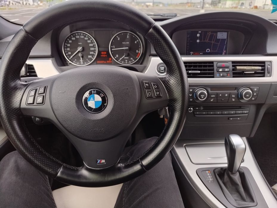 BMW E91 320D Pachet M, cutie automată