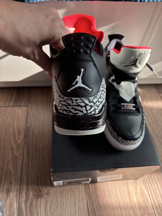 Nike Jordan măr 38,5
