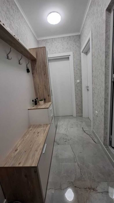 Двустаен Апартамент, Кючук Париж