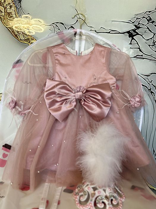 Продам платье для девочки 1-2года