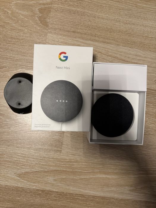 Boxa inteligenta Google Nest Mini Smart Home, Generatia 2, Negru+CADOU SUPORT PRINDERE PERETE