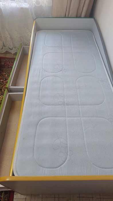 Продам   кровать