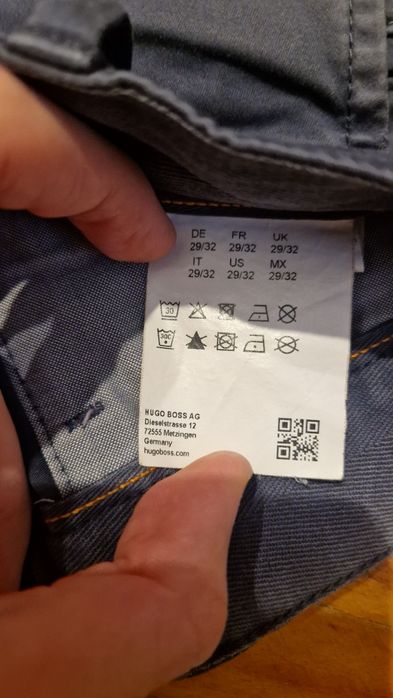 Pantaloni Hugo Boss 29/32 bleumarin