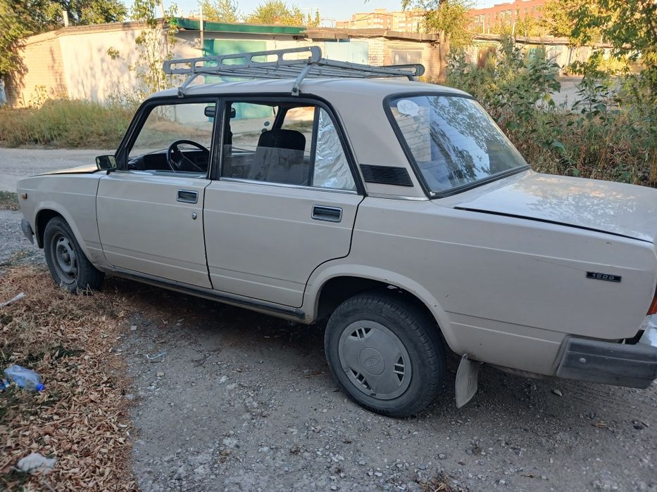 Продам авто ваз2107