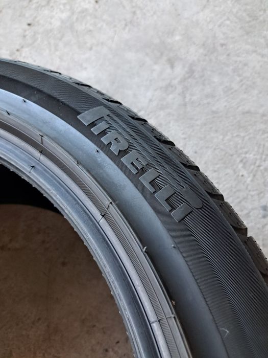4 anvelope iarnă 245 45 R19 Pirelli