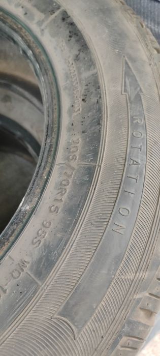 Продам Шины 205 70 r15