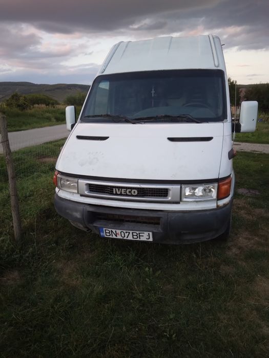Vand iveco sau dezmembrez