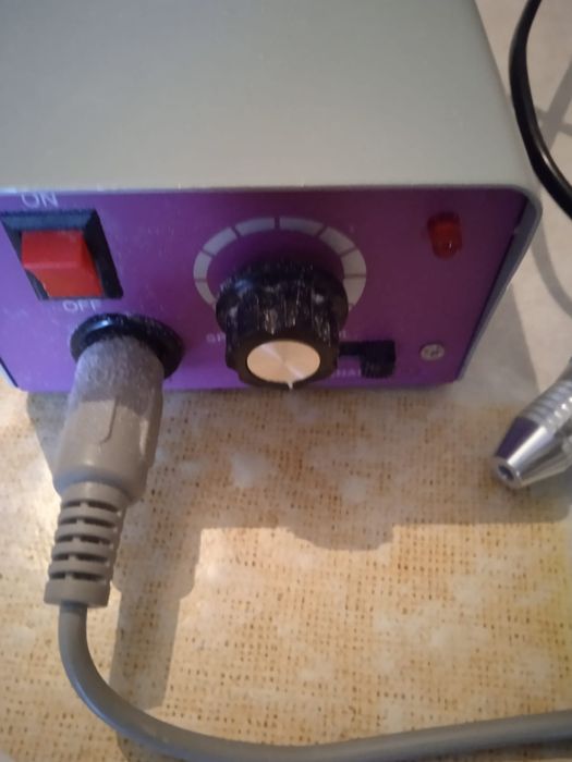 Машинка для маникюра