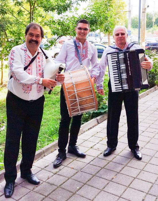 Оркестър за извеждане на булка