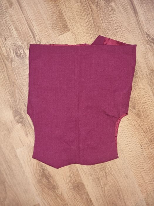 Vesta vișinie pentru școală,  copii