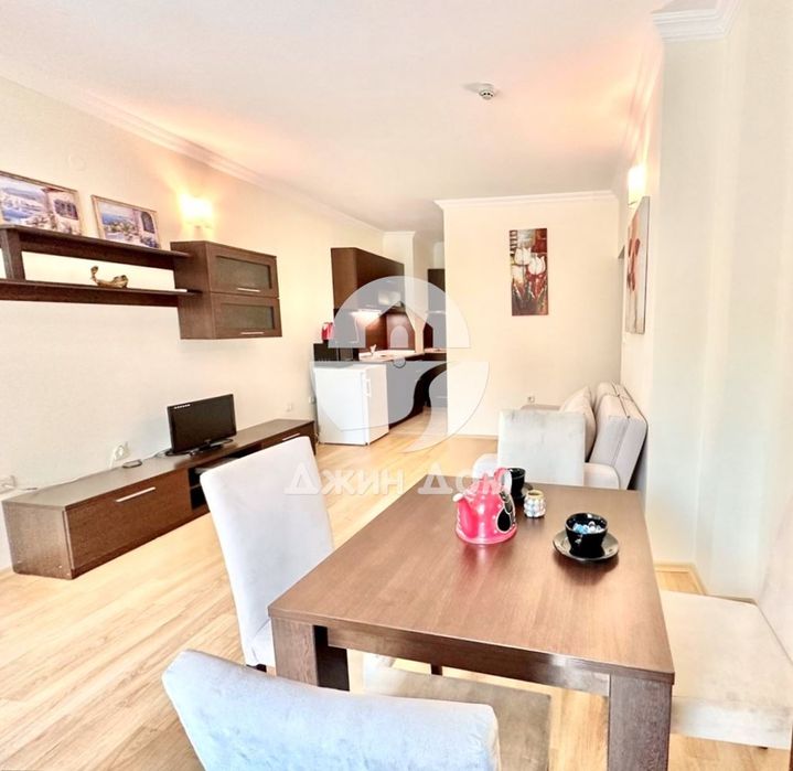 Продава се Двустаен апартамент в Свети Влас - 63 кв.м за 1231 €/кв.м - Снимка #1