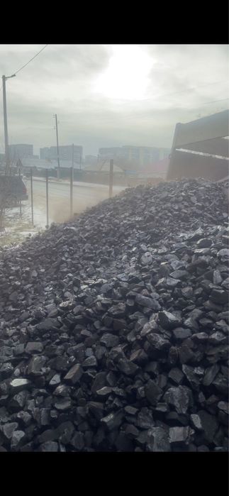 Продам уголь в мешках по 1100