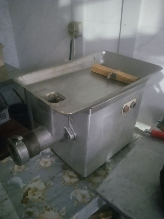 Продаётся мясорубка