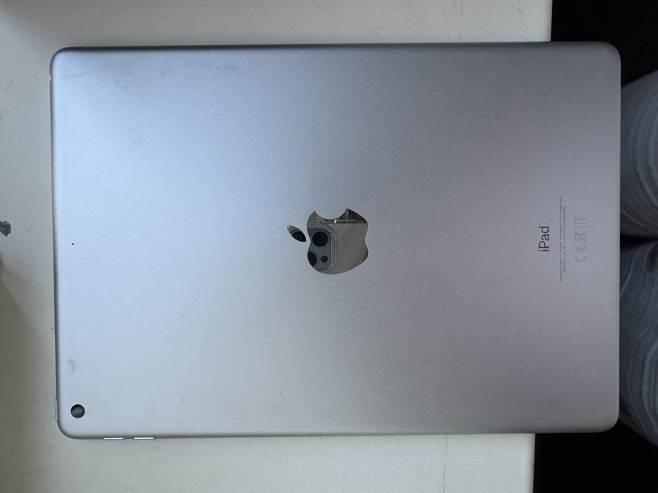 Продам iPad 9 го поколения!